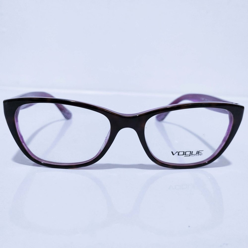 Eyeglass frame 575
